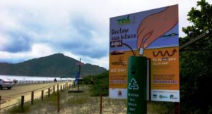 Projeto retira quase 500 mil bitucas do meio ambiente em Ubatuba
